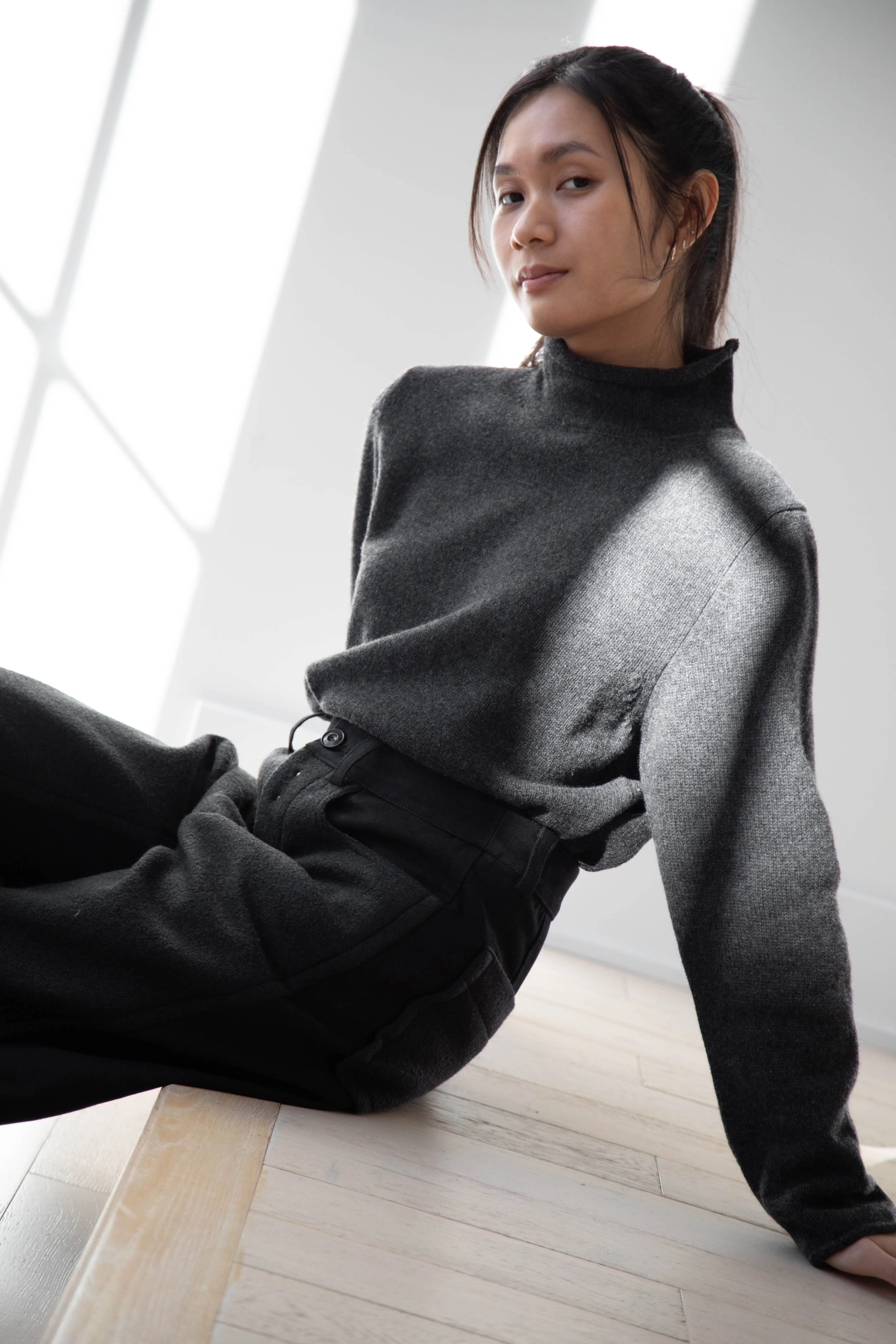 Evan Kinori | Rollneck Sweater in Charcoal