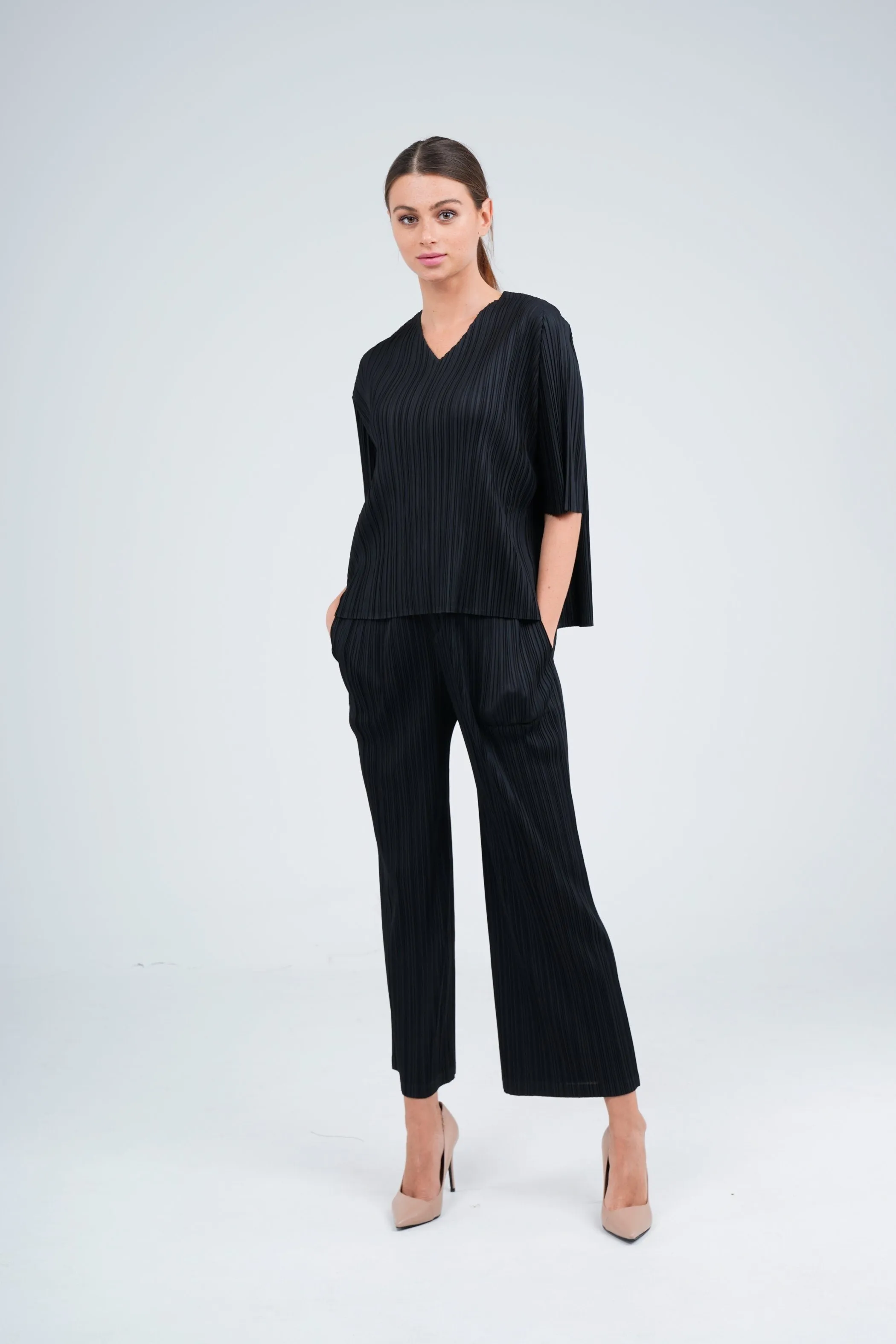 Petra Straight-Cut Pleated Pants