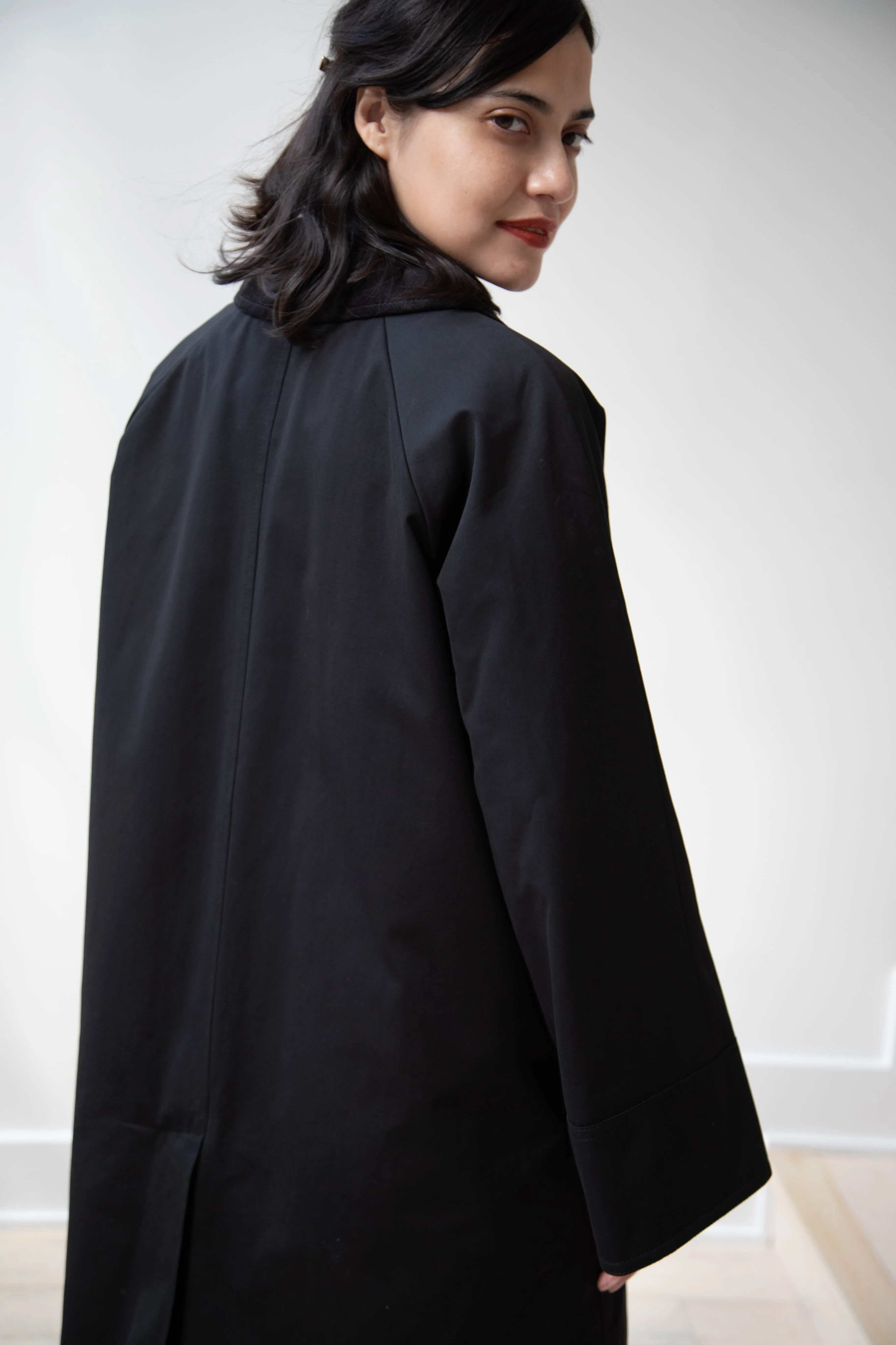 Skall | Gaby Coat in Black